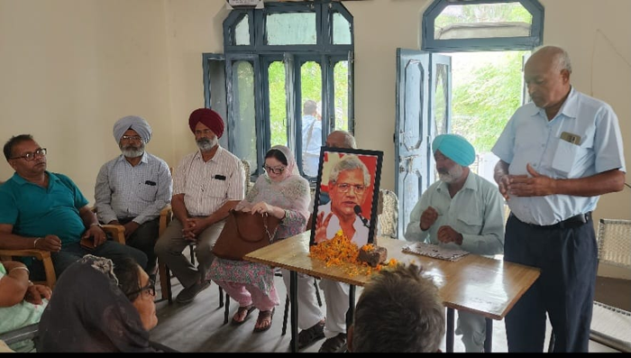 ਮਰਹੂਮ ਕਾਮਰੇਡ ਸੀਤਾ ਰਾਮ ਯੇਚੁਰੀ ਨੂੰ ਭਾਵ ਭਿੰਨੀਆਂ ਸ਼ਰਧਾਂਜਲੀਆਂ ਭੇਂਟ